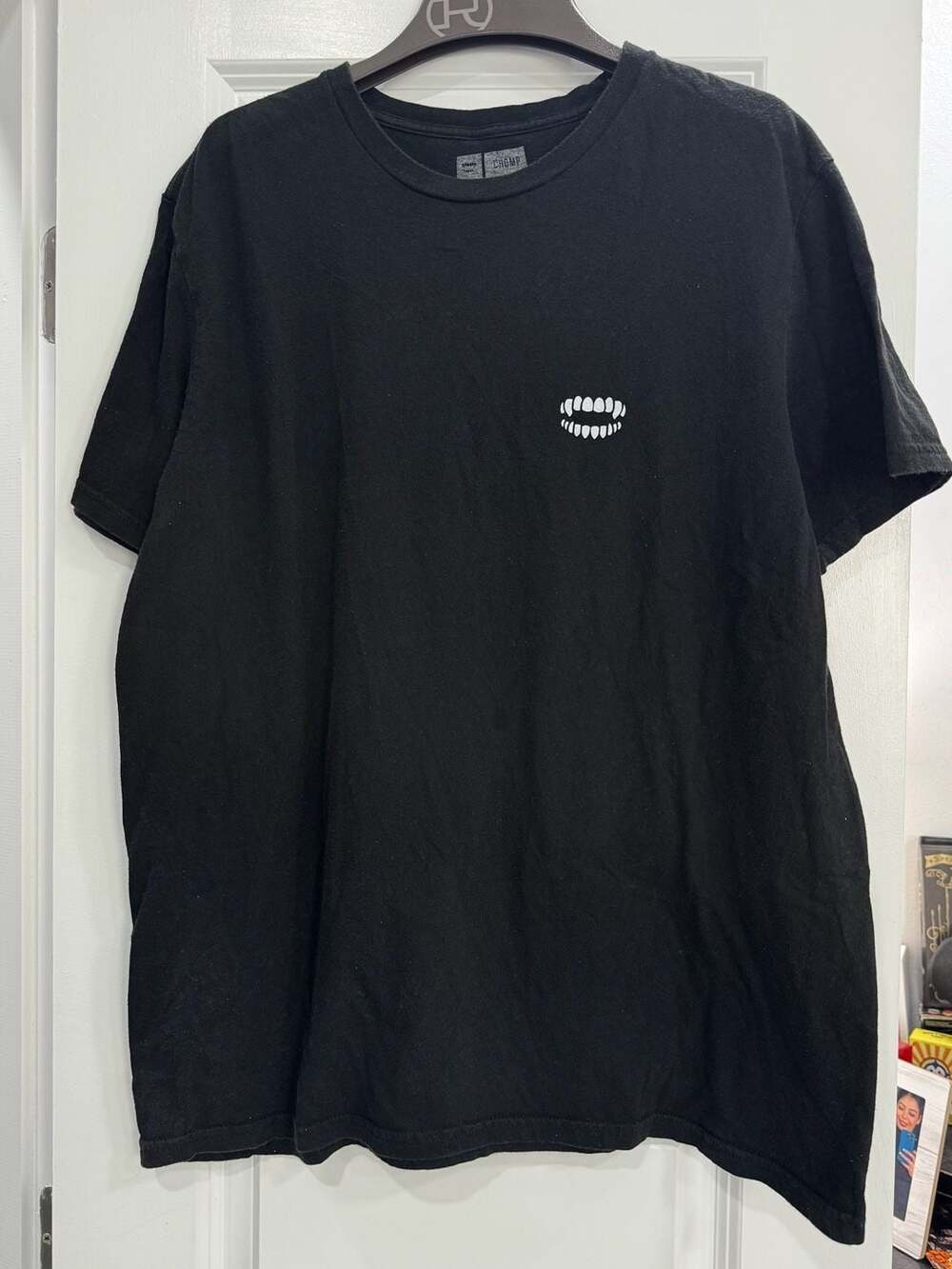 Chomp Bad Fortunes Fortune Cookie Graphic T-Shirt XL Black